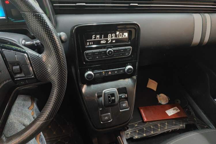 Used ORA iQ 2018 Ambitious Version Audio And AC Panel