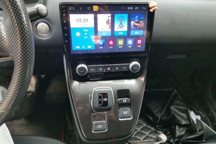 Used ORA iQ 2018 Ambitious Version Audio And AC Panel