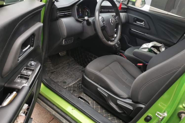 Used ORA iQ 2018 Ambitious Version Driver Seat
