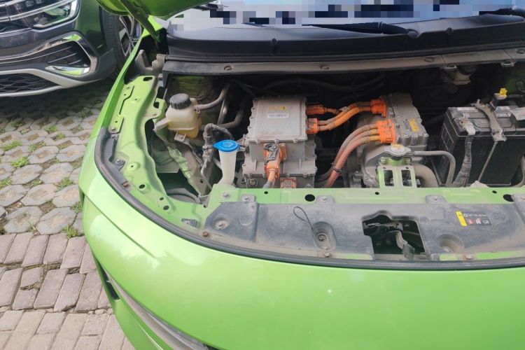 Used ORA iQ 2018 High-Range Model Ambitious Version Engine Bay Right