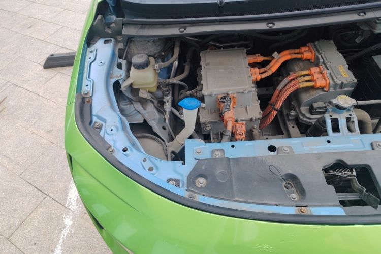 Used ORA iQ 2018 High-Range Version Smart Connectivity Model Engine Bay Right
