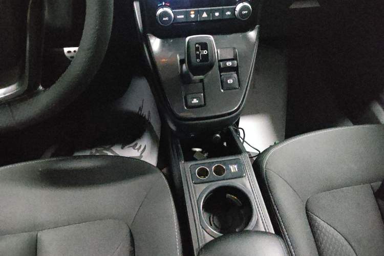 Used ORA iQ 2018 Ambitious Version Gear Lever