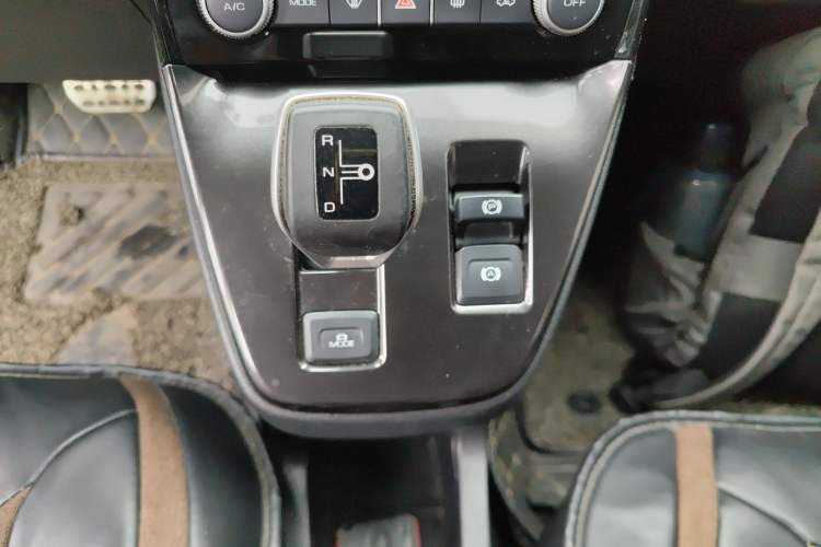 Used ORA iQ 2018 High-Range Model Ambitious Version Gear Lever