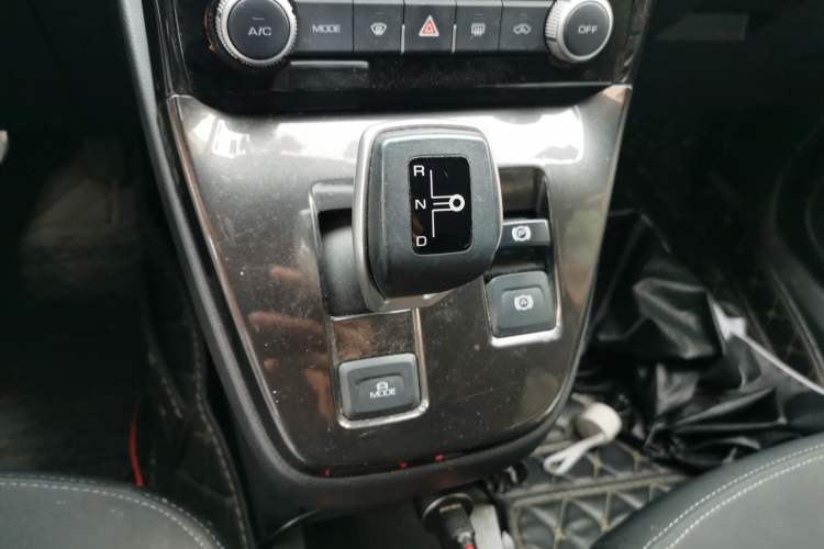 Used ORA iQ 2018 Ambitious Version Gear Lever