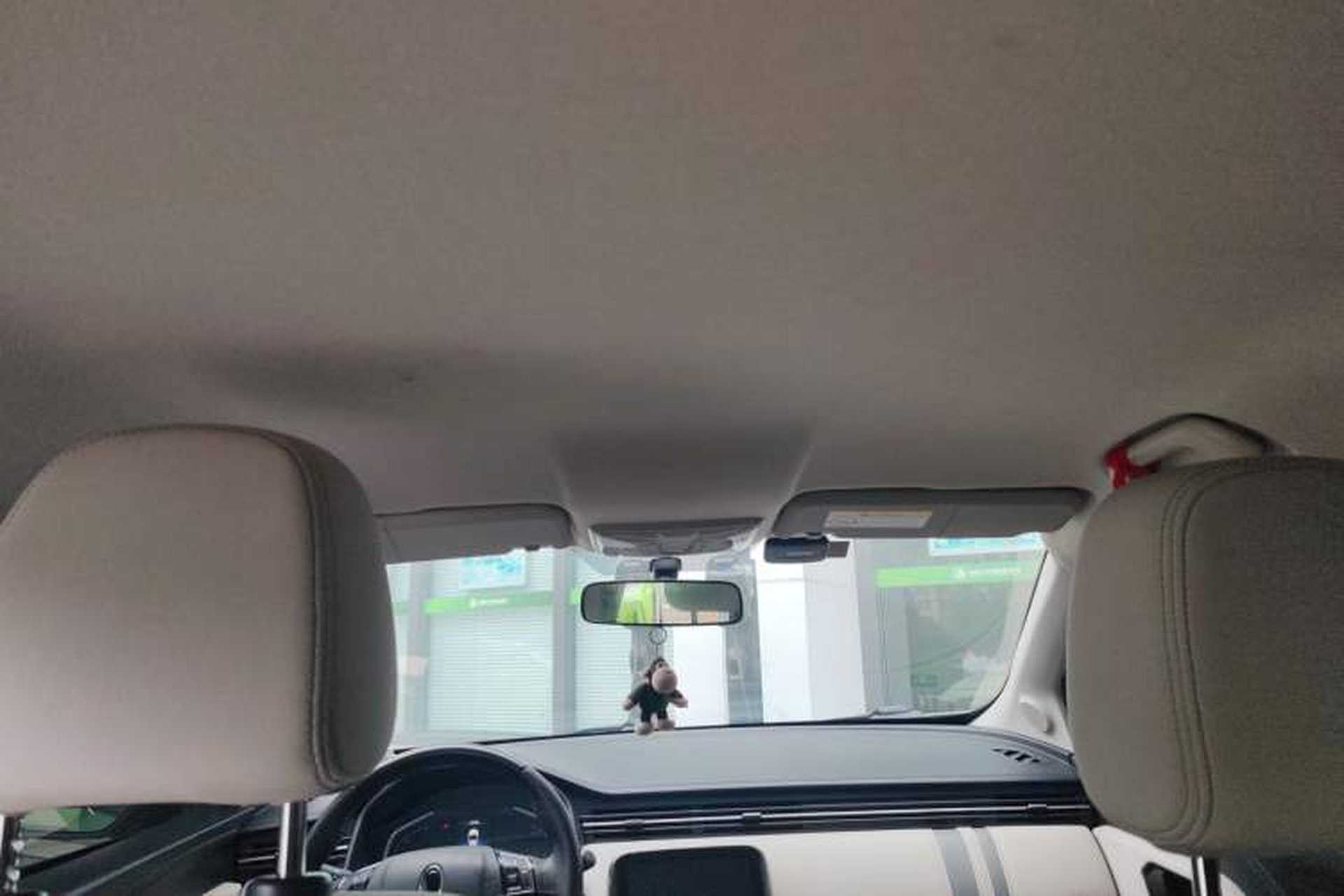 Used ORA iQ 2018 High-Range Version Smart Connectivity Model Headliner