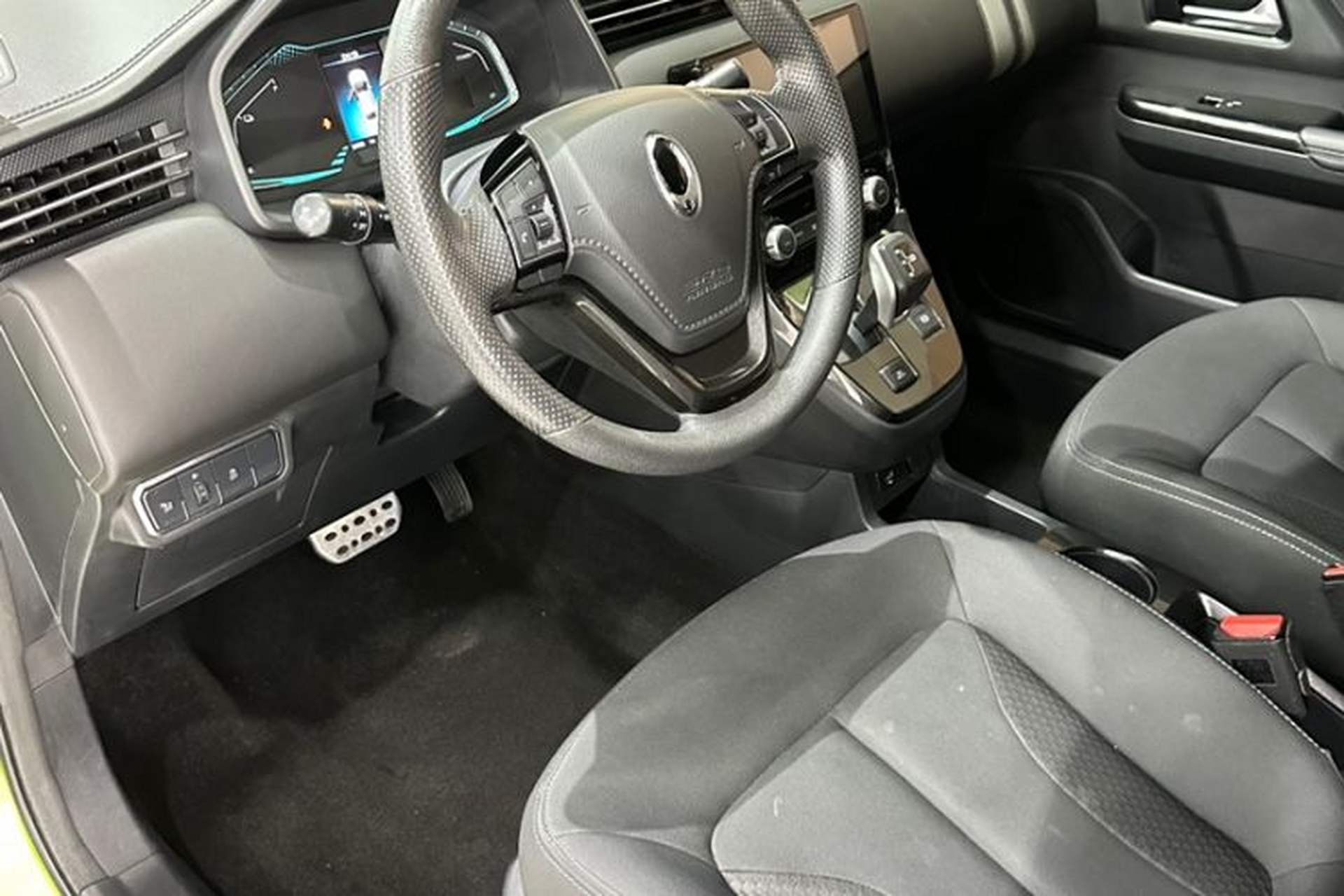 Used ORA iQ 2018 Ambitious Version Interior 2