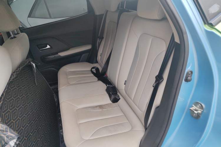 Used ORA iQ 2018 High-Range Version Smart Connectivity Model Left Rear Seat