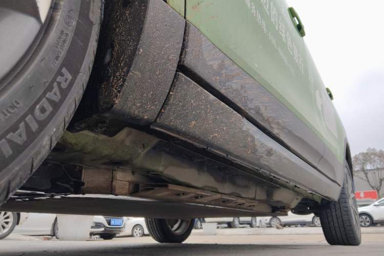 Used ORA iQ 2018 Ambitious Version Left Side Sill