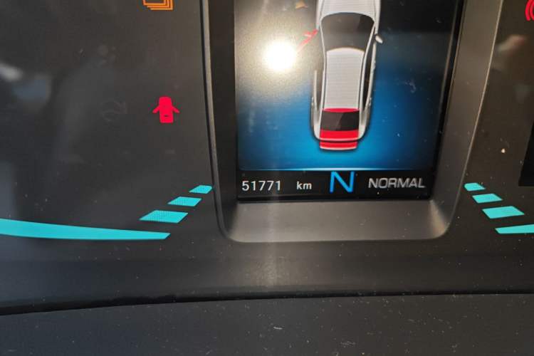 Used ORA iQ 2018 High-Range Model Ambitious Version Odometer Close Up