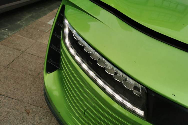 Used ORA iQ 2018 Ambitious Version Right Front Headlight