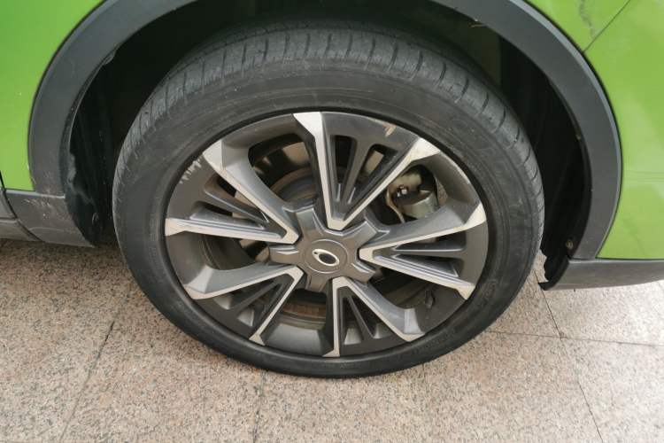 Used ORA iQ 2018 Ambitious Version Right Front Wheel Hub