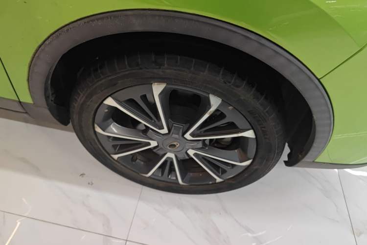 Used ORA iQ 2018 Ambitious Version Right Rear Wheel Hub