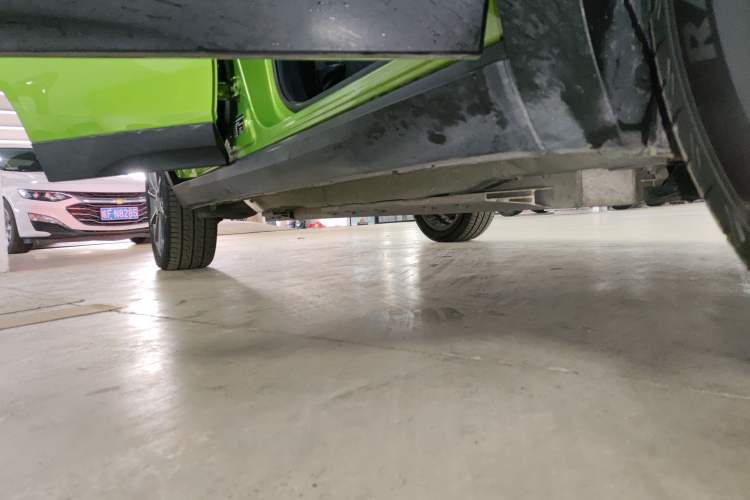 Used ORA iQ 2018 Ambitious Version Right Side Sill