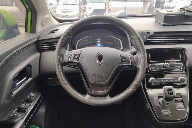 Used ORA iQ 2018 Ambitious Version Steering Wheel
