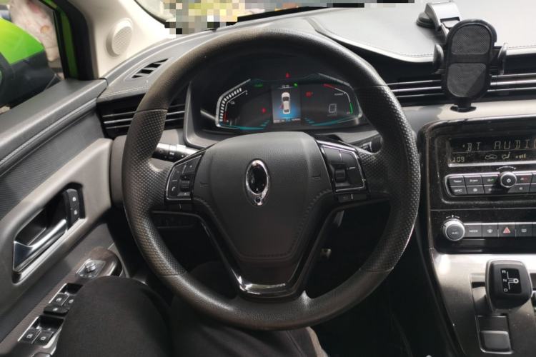 Used ORA iQ 2018 High-Range Version Smart Connectivity Model Steering Wheel