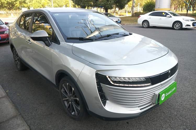Used ORA iQ 2018 High-Range Version Smart Connectivity Model Front Right 45 Deg