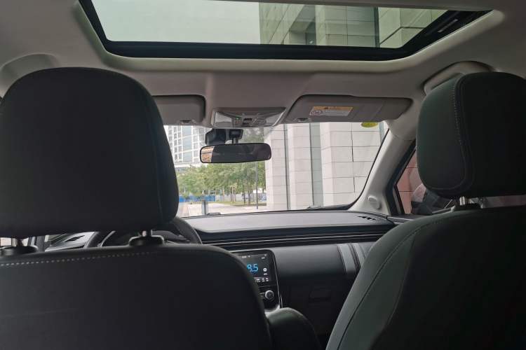 Used ORA iQ 2018 High-Range Model Smart Enjoyment Version Headliner