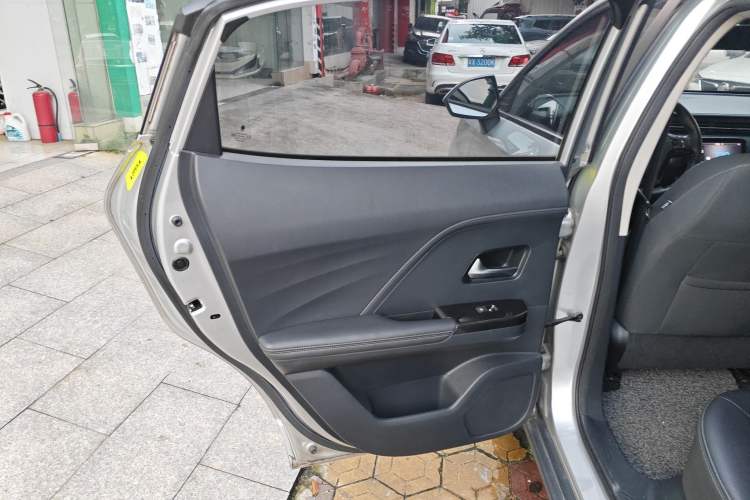 Used ORA iQ 2018 High-Range Version Smart Connectivity Model Interior 8