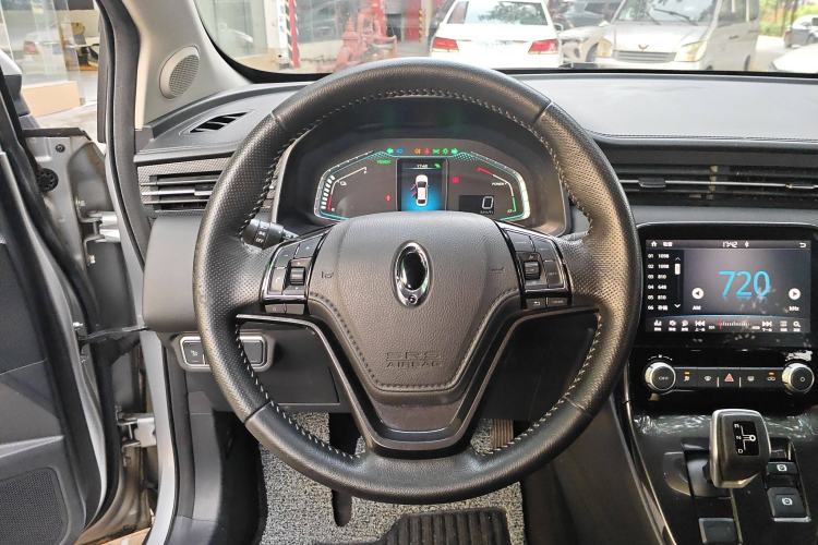 Used ORA iQ 2018 High-Range Version Smart Connectivity Model Steering Wheel