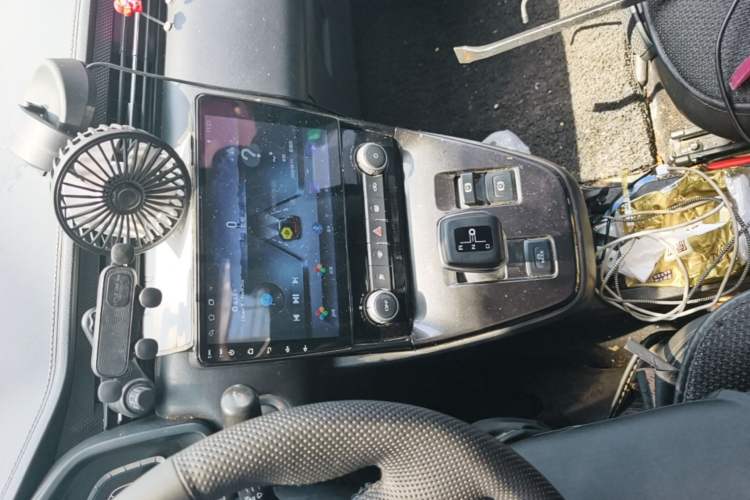 Used ORA iQ 2018 High-Range Version Smart Connectivity Model Audio And AC Panel