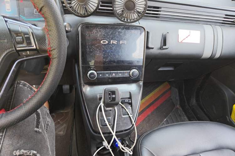 Used ORA iQ 2018 Smart Connectivity Model Audio And AC Panel