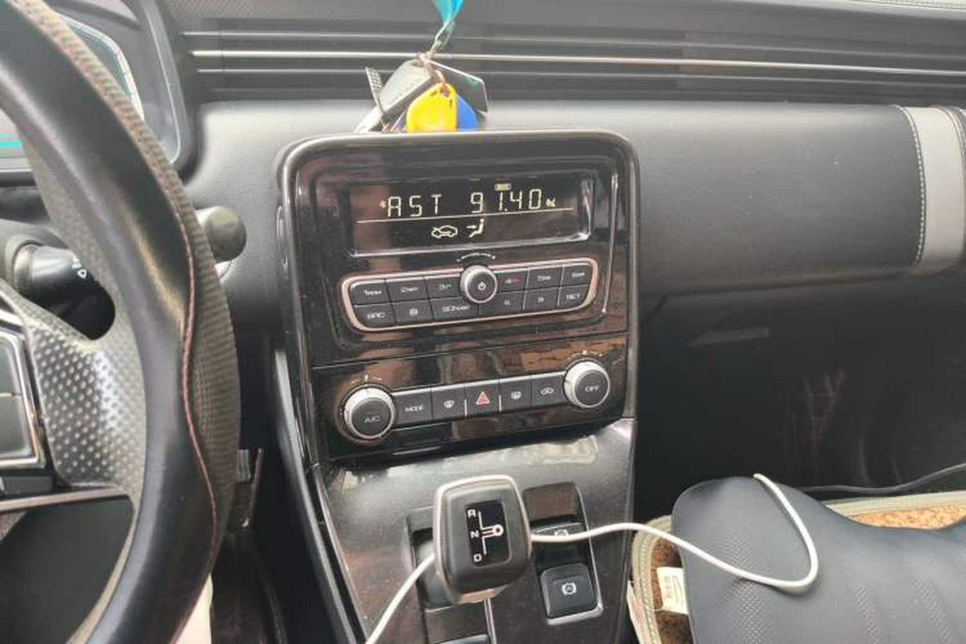 Used ORA iQ 2018 Smart Connectivity Model Audio And AC Panel
