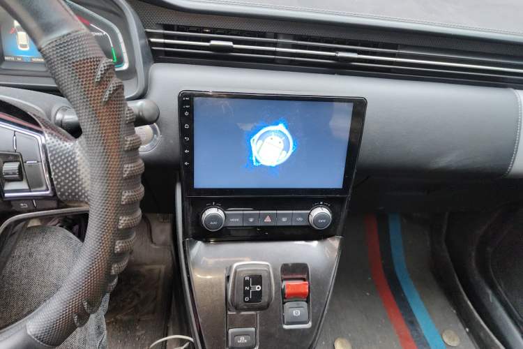 Used ORA iQ 2018 Ambitious Version Audio And AC Panel