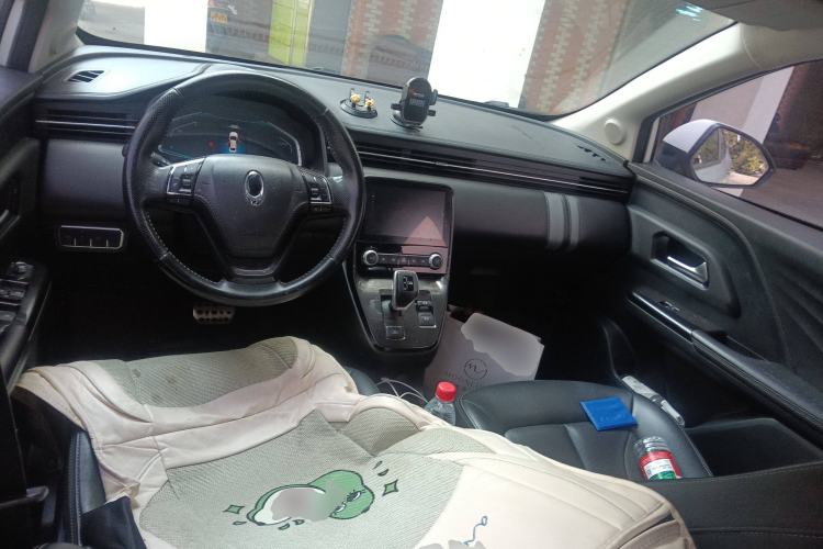 Used ORA iQ 2018 High-Range Version Smart Connectivity Model Center Console
