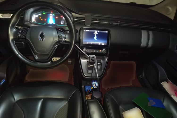 Used ORA iQ 2018 High-Range Version Smart Connectivity Model Center Console