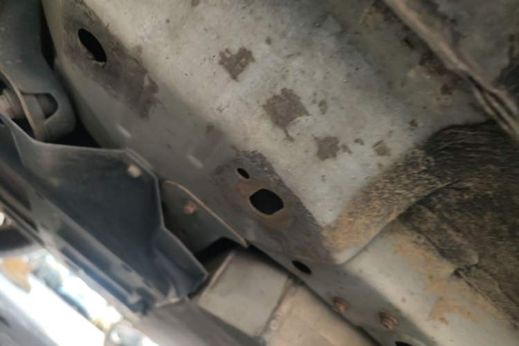 Used ORA iQ 2018 High-Range Version Smart Connectivity Model Chassis Front Left