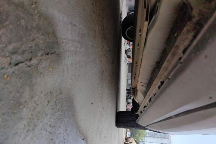 Used ORA iQ 2018 High-Range Version Smart Connectivity Model Chassis Front Left