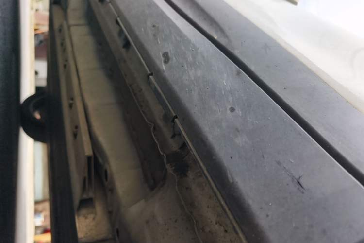 Used ORA iQ 2018 High-Range Version Smart Connectivity Model Chassis Front Right