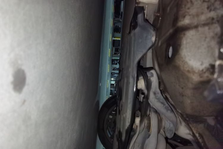 Used ORA iQ 2018 High-Range Version Smart Connectivity Model Chassis Front Right