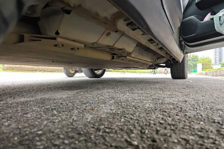 Used ORA iQ 2018 Smart Connectivity Model Chassis Rear Right