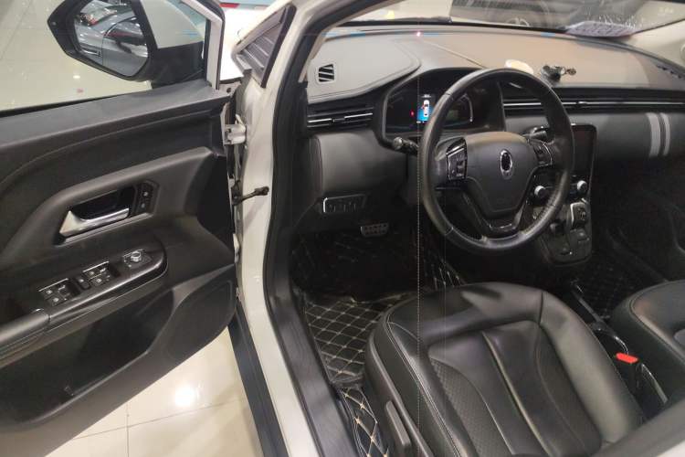 Used ORA iQ 2018 High-Range Version Smart Connectivity Model Driver Seat