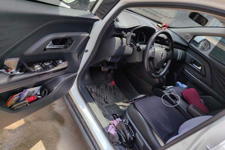 Used ORA iQ 2018 High-Range Version Smart Connectivity Model Driver Seat