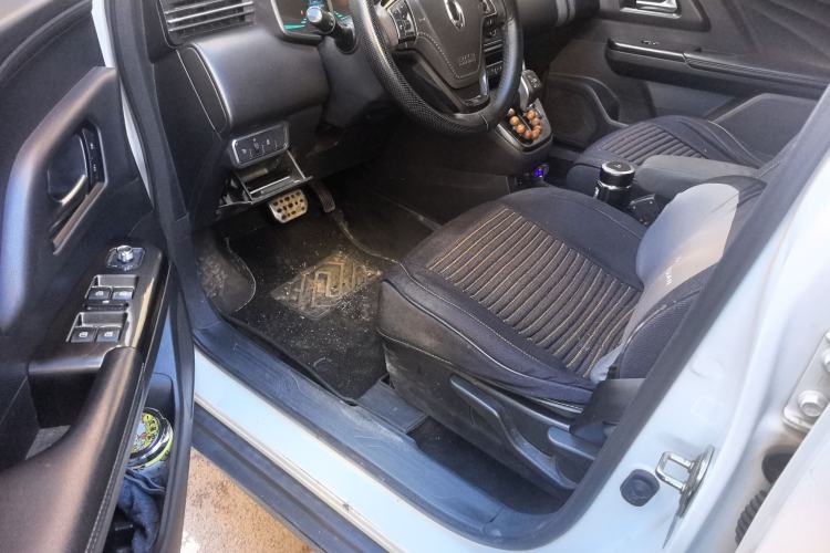 Used ORA iQ 2018 Ambitious Version Driver Seat