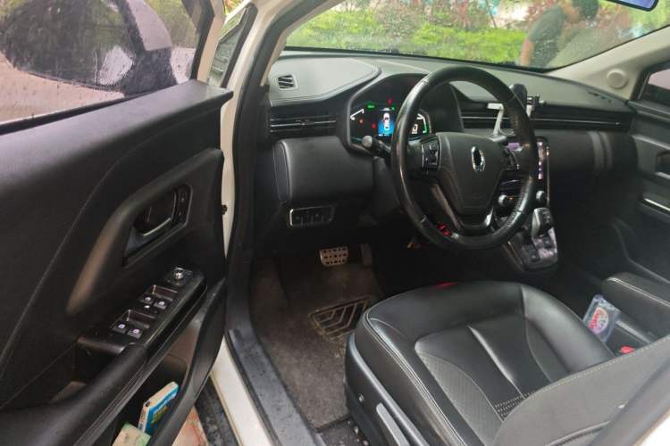 Used ORA iQ 2018 High-Range Version Smart Connectivity Model Driver Seat