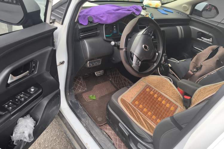Used ORA iQ 2018 Smart Connectivity Model Driver Seat