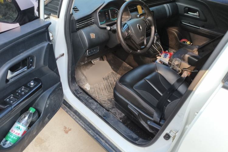 Used ORA iQ 2018 Smart Connectivity Model Driver Seat