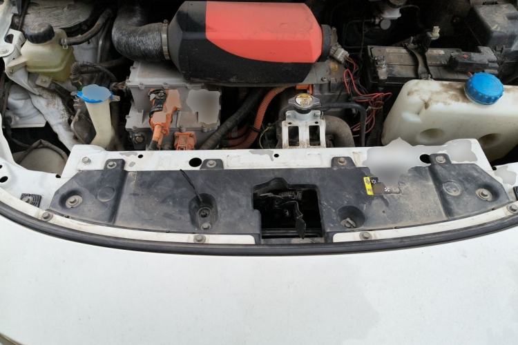 Used ORA iQ 2018 High-Range Version Smart Connectivity Model Engine Bay