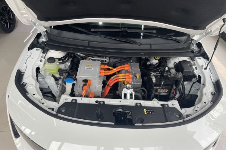 Used ORA iQ 2018 Smart Connectivity Model Engine Bay