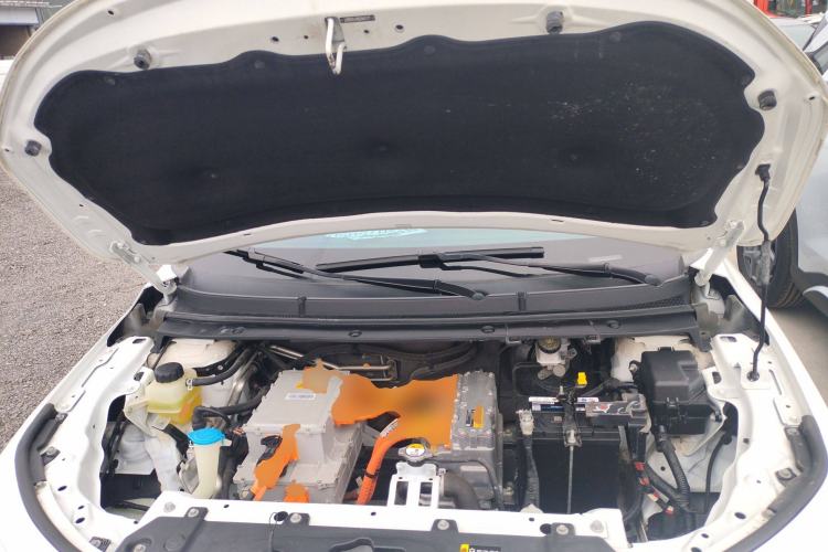 Used ORA iQ 2018 High-Range Version Smart Connectivity Model Engine Bay