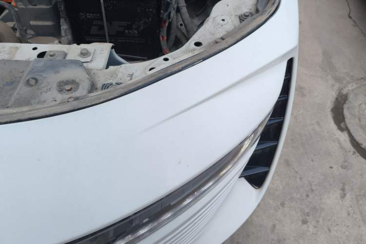 Used ORA iQ 2018 High-Range Model Ambitious Version Engine Bay Left