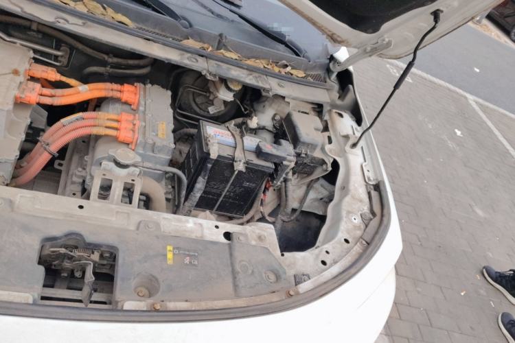 Used ORA iQ 2018 Smart Connectivity Model Engine Bay Left