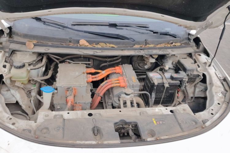Used ORA iQ 2018 Smart Connectivity Model Engine Bay