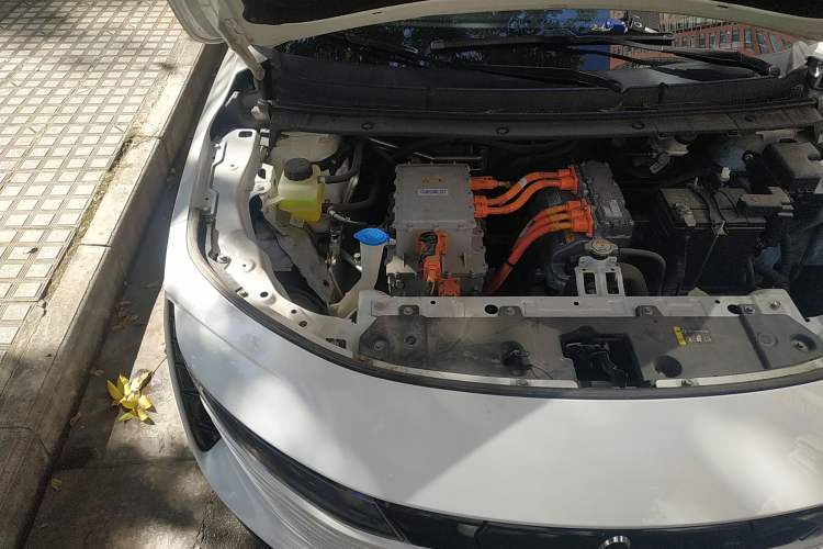 Used ORA iQ 2018 High-Range Version Smart Connectivity Model Engine Bay Right