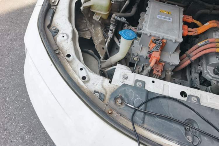 Used ORA iQ 2018 High-Range Version Smart Connectivity Model Engine Bay Right