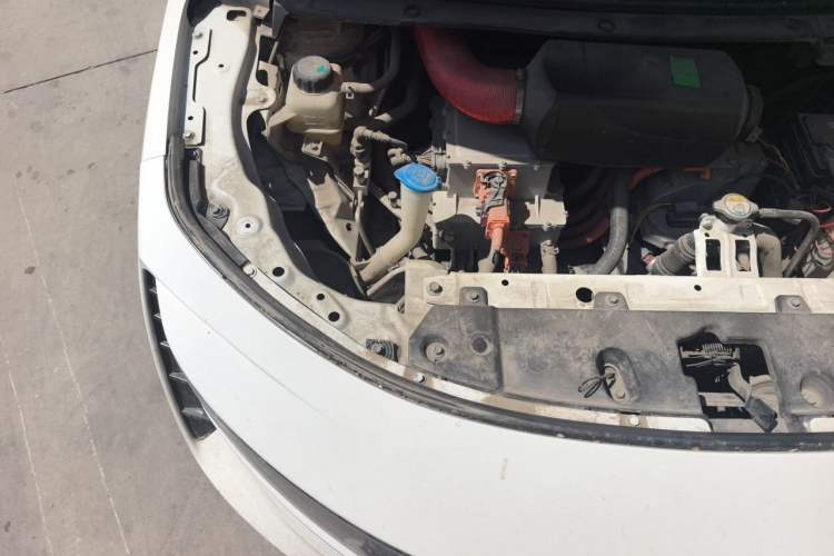 Used ORA iQ 2018 High-Range Version Smart Connectivity Model Engine Bay Right