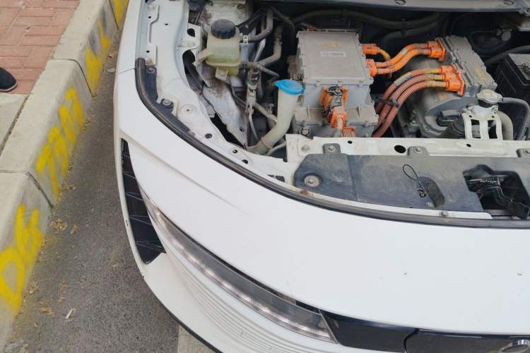 Used ORA iQ 2018 High-Range Version Smart Connectivity Model Engine Bay Right